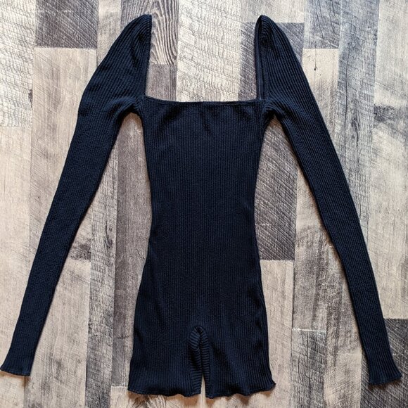 Are You Am I Anke Romper Black Ribbed Bodysuit - Picture 3 of 8